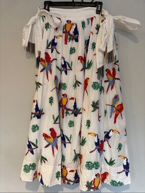 Farm Rio M White embroidered Parrot Print  skirt